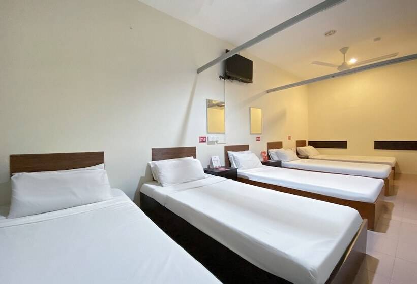 Spot On 89907 Motel Impian