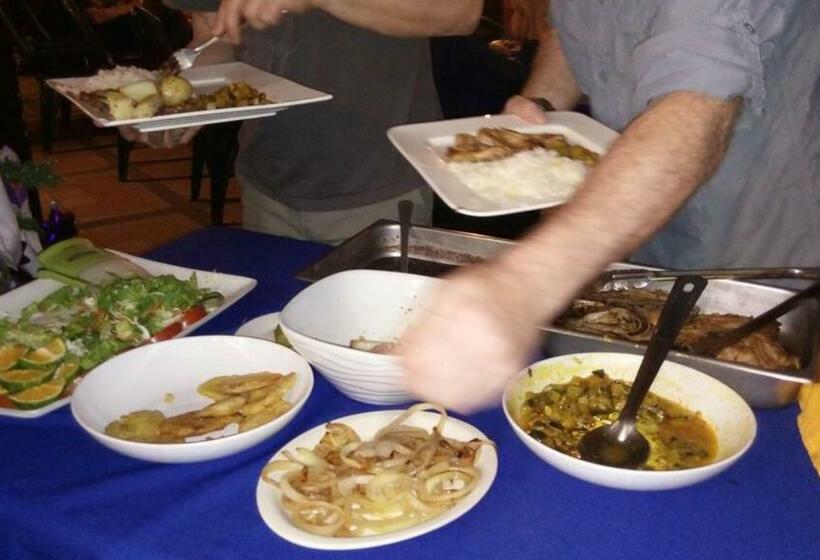 ユースホステル Cabinas Surf Arribadas