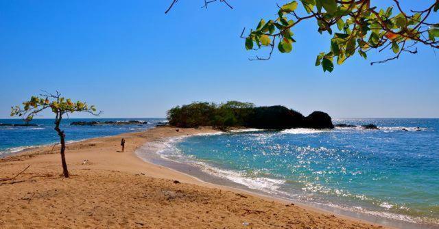 ユースホステル Cabinas Surf Arribadas