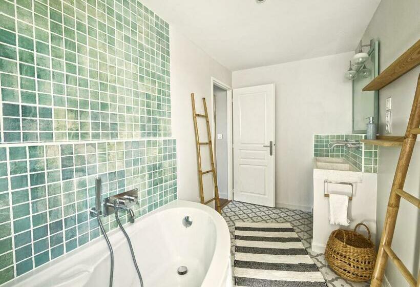 ベッドアンドブレックファースト La Villa Les Petits Gardons