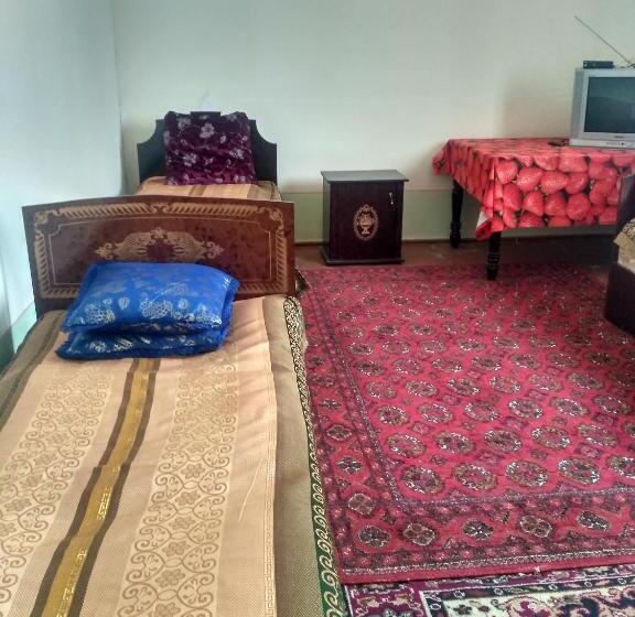 مبيت وإفطار Western House