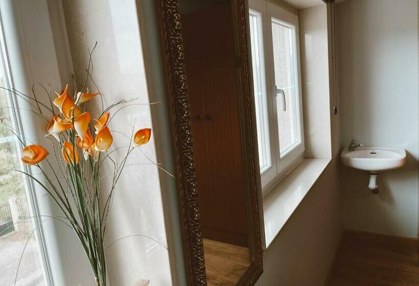 La Pension De Martin