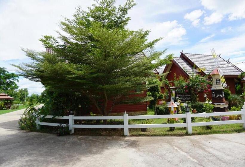 Ruean Phet Sawoei Resort