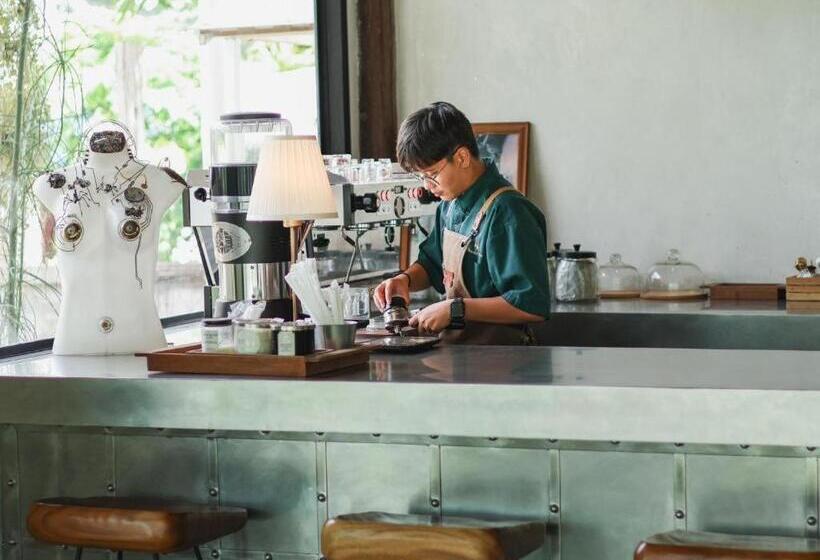 호텔 Ban Nai Amphoe