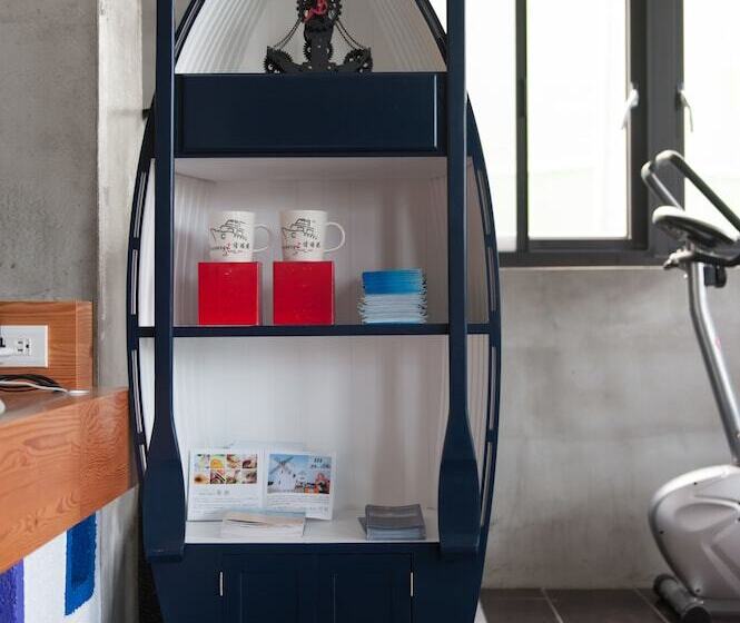 هتل Discovery B&b