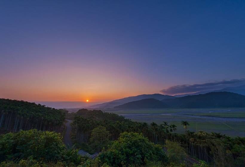 هتل Sun Hola Villa