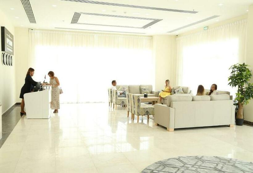 Uptown Hotel Apartment Fujairah By Gewan