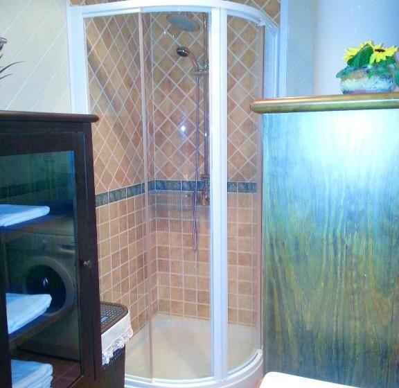 Elegant House In Cuntis With Pool