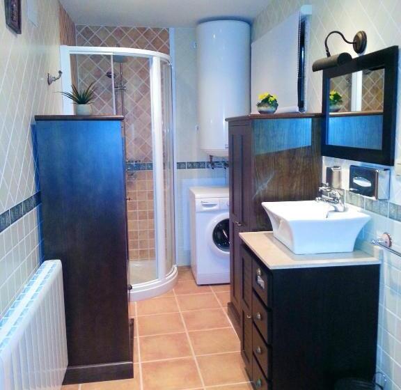 Elegant House In Cuntis With Pool