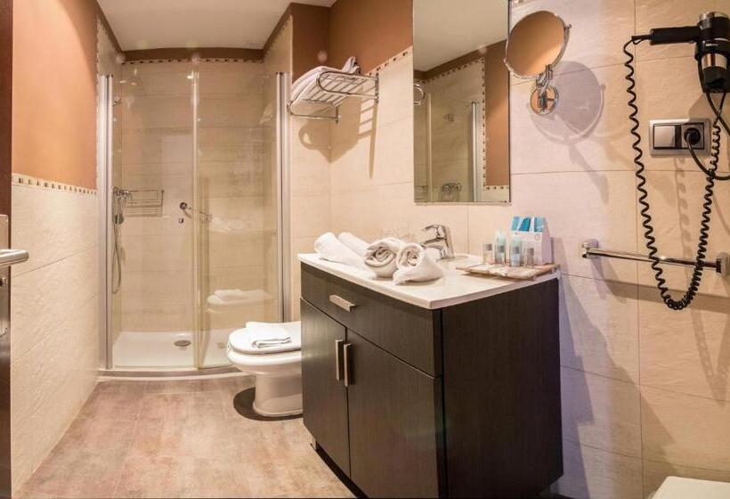 Alda Suite De Los Reyes