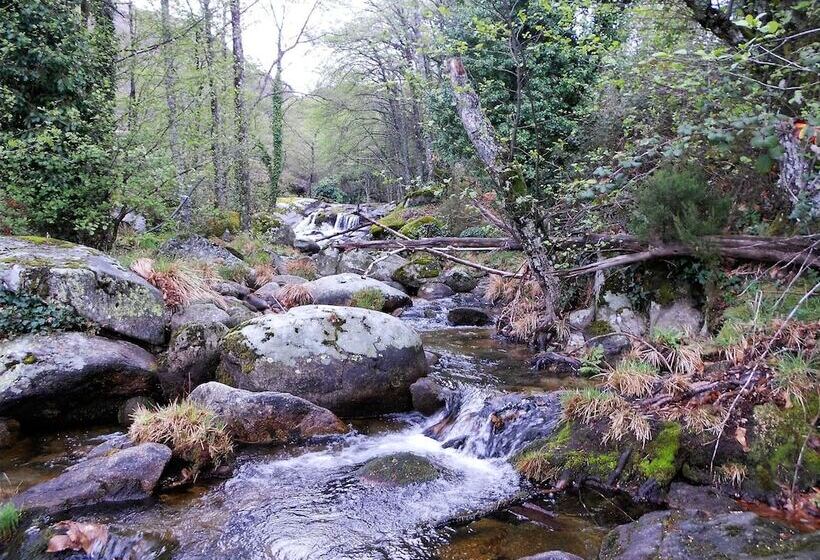 Apartamentos Rurales Azabal