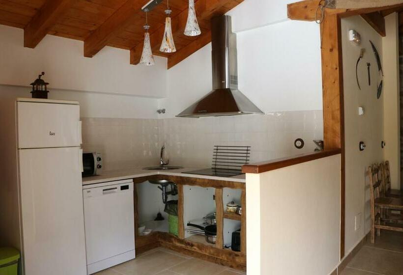 Apartamentos Rurales Casa Lafuente
