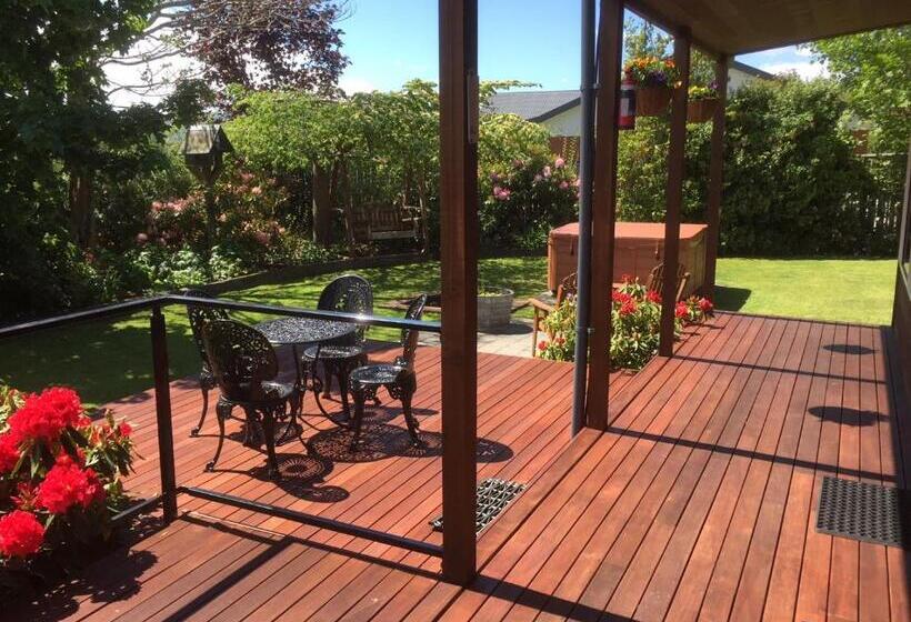 Blue Ridge Studios And Bed & Breakfast