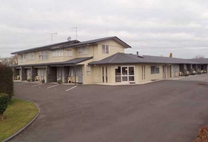 Cambrian Lodge Motel