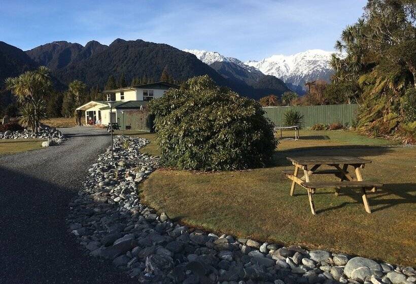 Glacier View Motel   Franz Josef