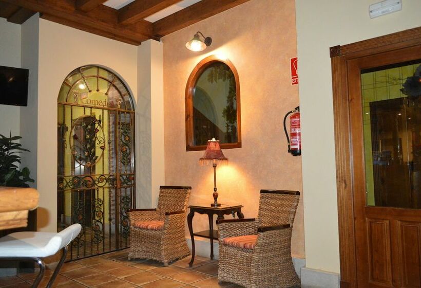 פונדק Rural El Marqués