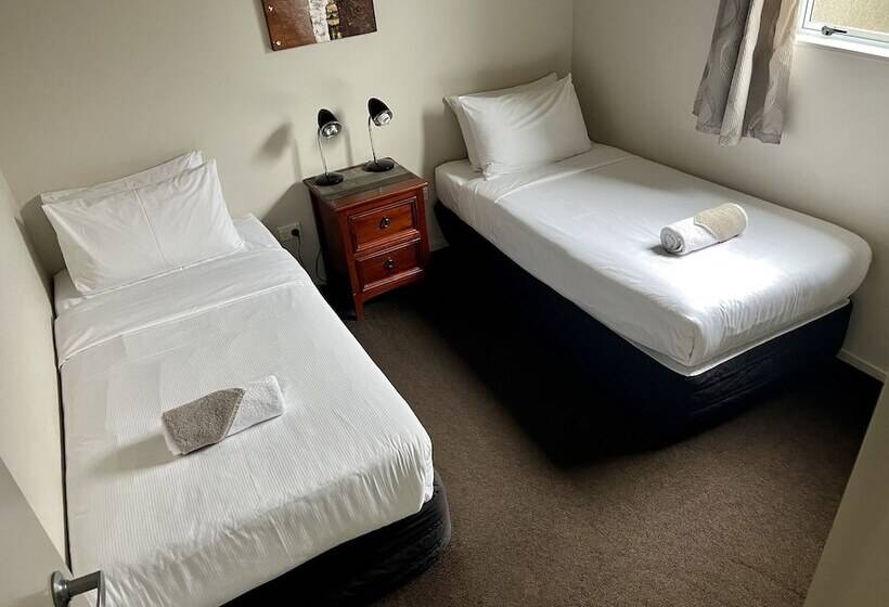 Anchor Lodge Motel