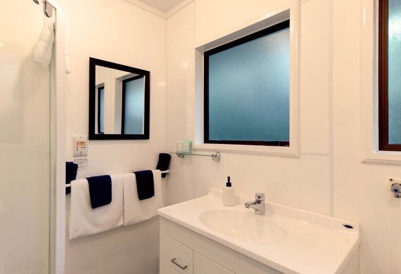 호텔 Aotearoa Lodge