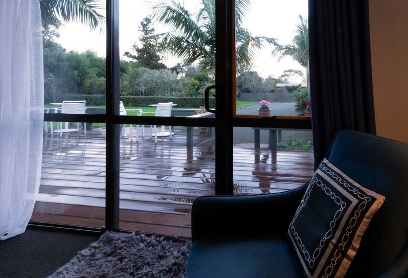 호텔 Aotearoa Lodge