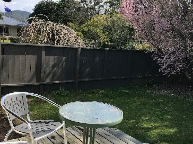 호텔 Aotearoa Lodge