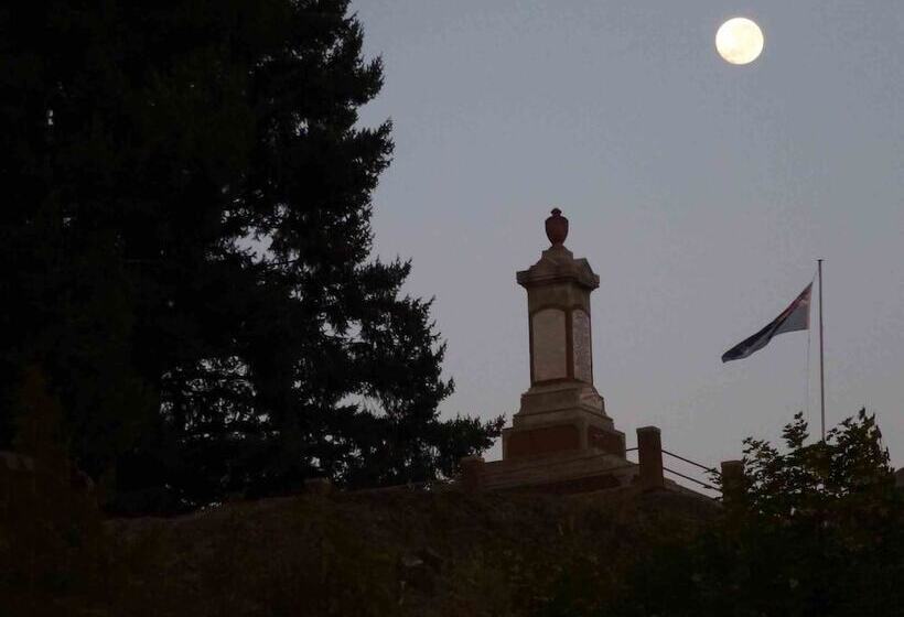 בית מלון כפרי Arrowtown House Boutique