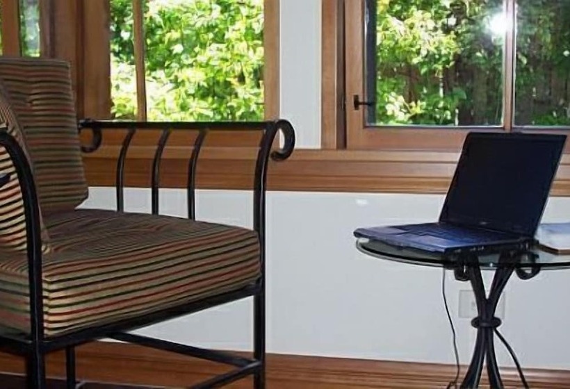 בית מלון כפרי Arrowtown House Boutique