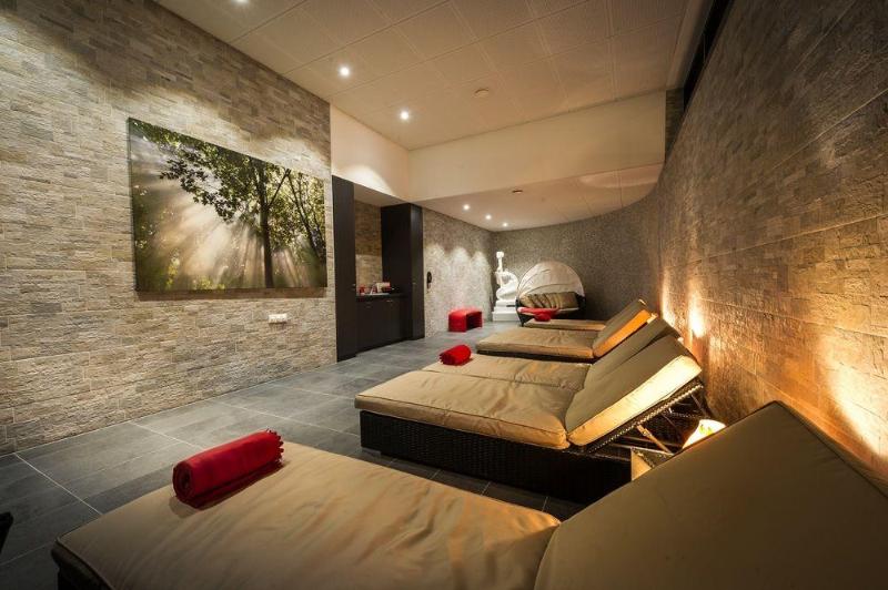 Отель Hôtel Restaurant Athena Spa