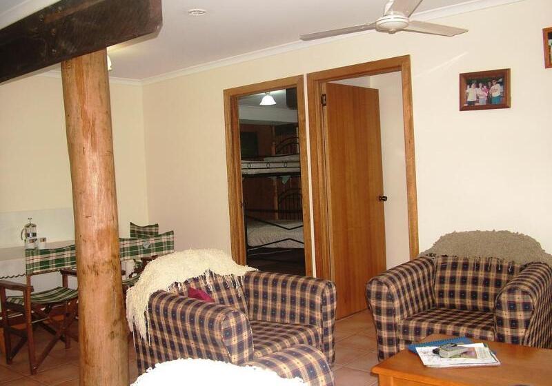 فندق Atherton Blue Gum