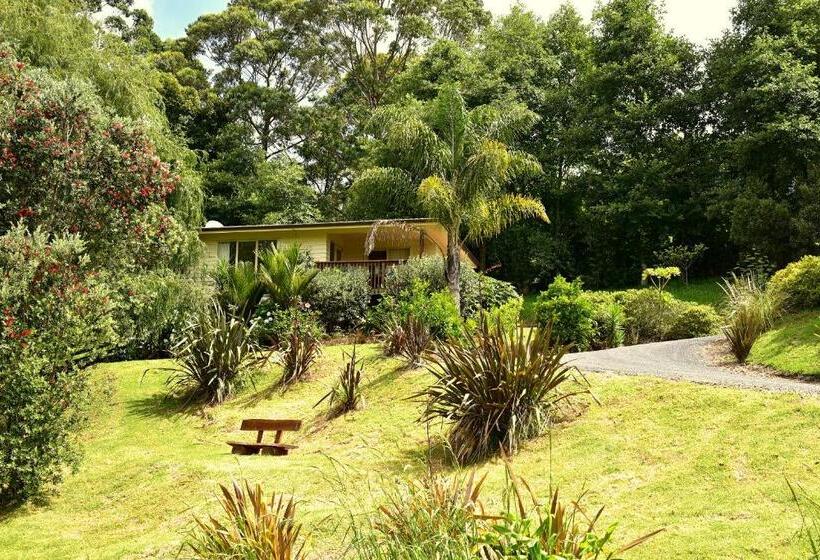 هتل Avalon Resort