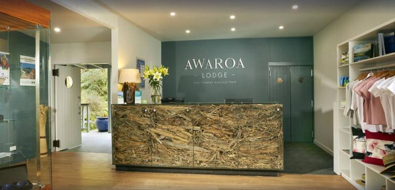 בית מלון כפרי Awaroa Lodge