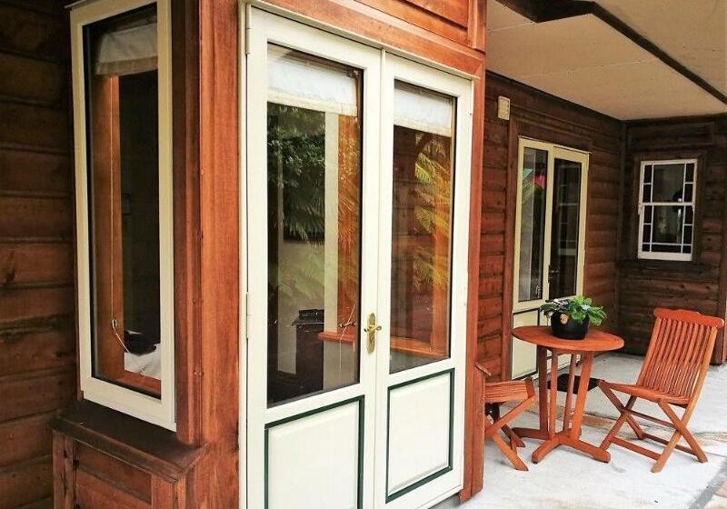 בית מלון כפרי Awatuna Homestead