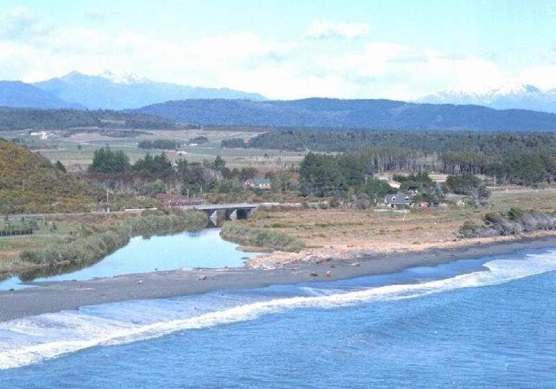 בית מלון כפרי Awatuna Homestead