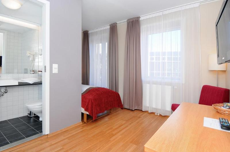 Отель Best Western Globus