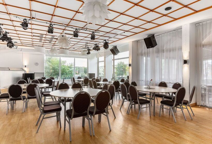 Best Western Hotel Tranas Statt