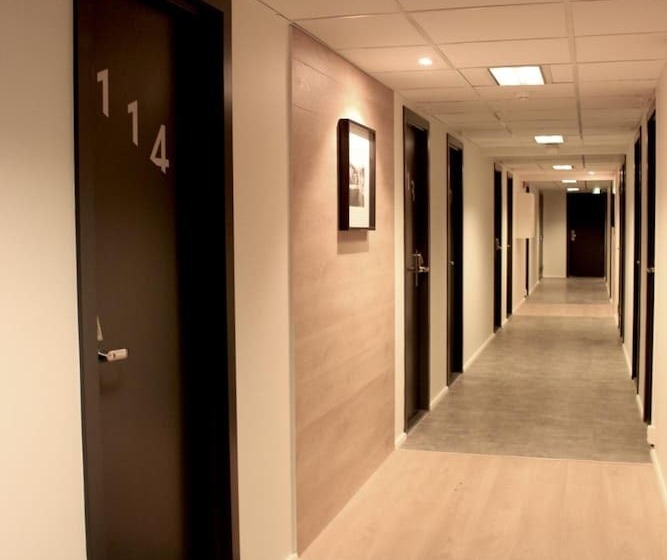 هتل Trudvang Apartment