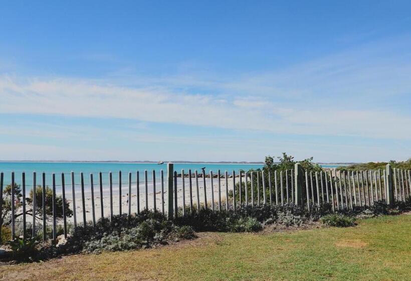 فندق Caledonian Inn