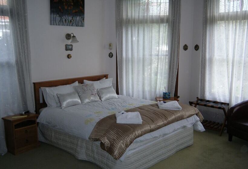 فندق Collingwood Manor