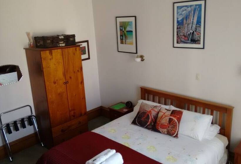 فندق Collingwood Manor