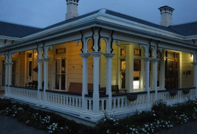 فندق Collingwood Manor