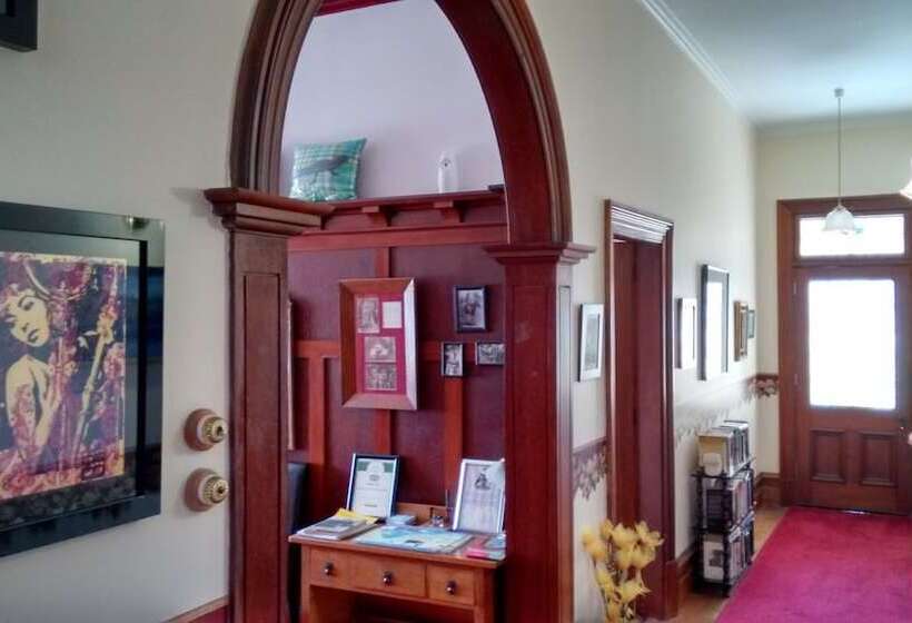 فندق Collingwood Manor