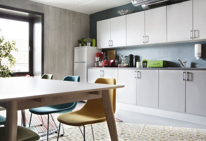 Comfort Hotel Square