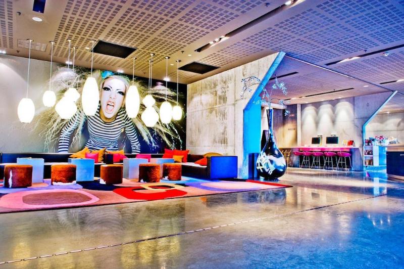 Comfort Hotel Square