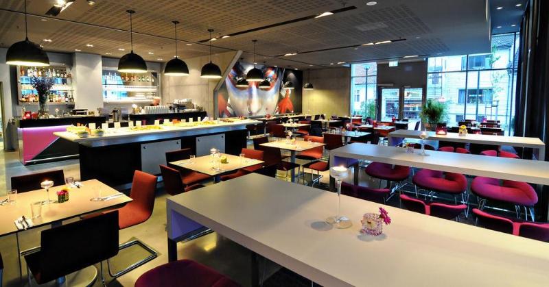 Comfort Hotel Square