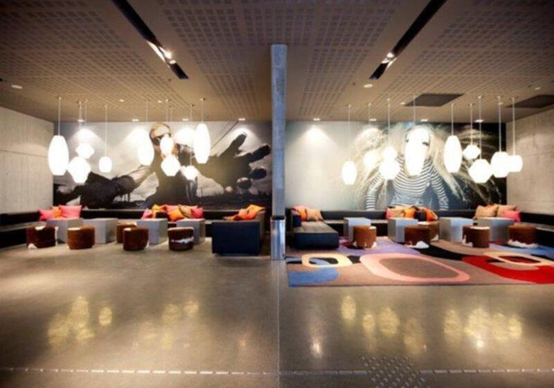 Comfort Hotel Square