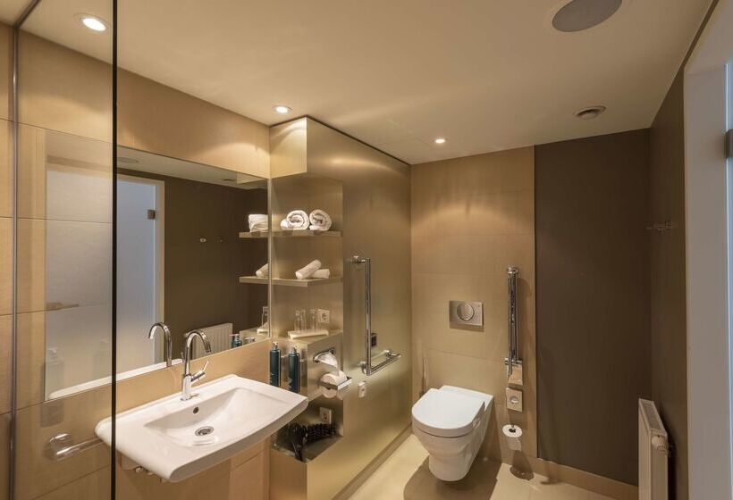 هتل Doubletree By Hilton Vienna Schonbrunn