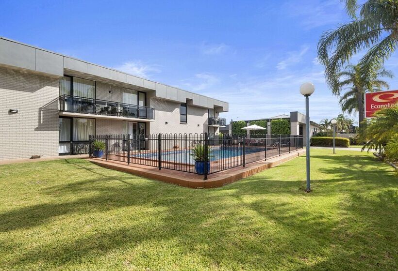 هتل Econo Lodge Mildura