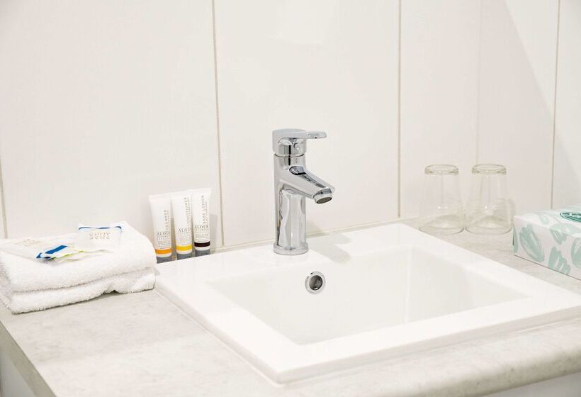 هتل Econo Lodge Mildura