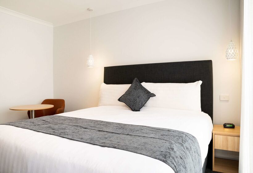 هتل Econo Lodge Mildura