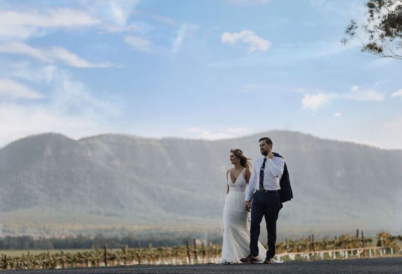 Отель Estate Tuscany