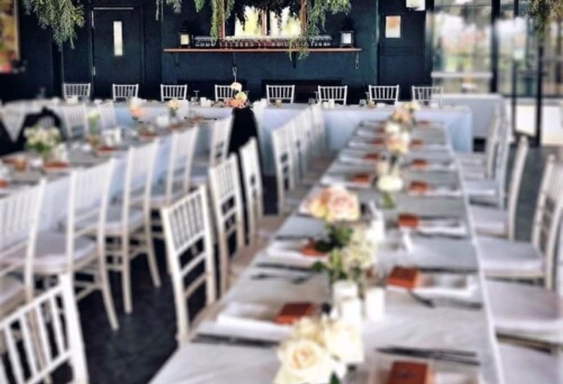 Отель Estate Tuscany